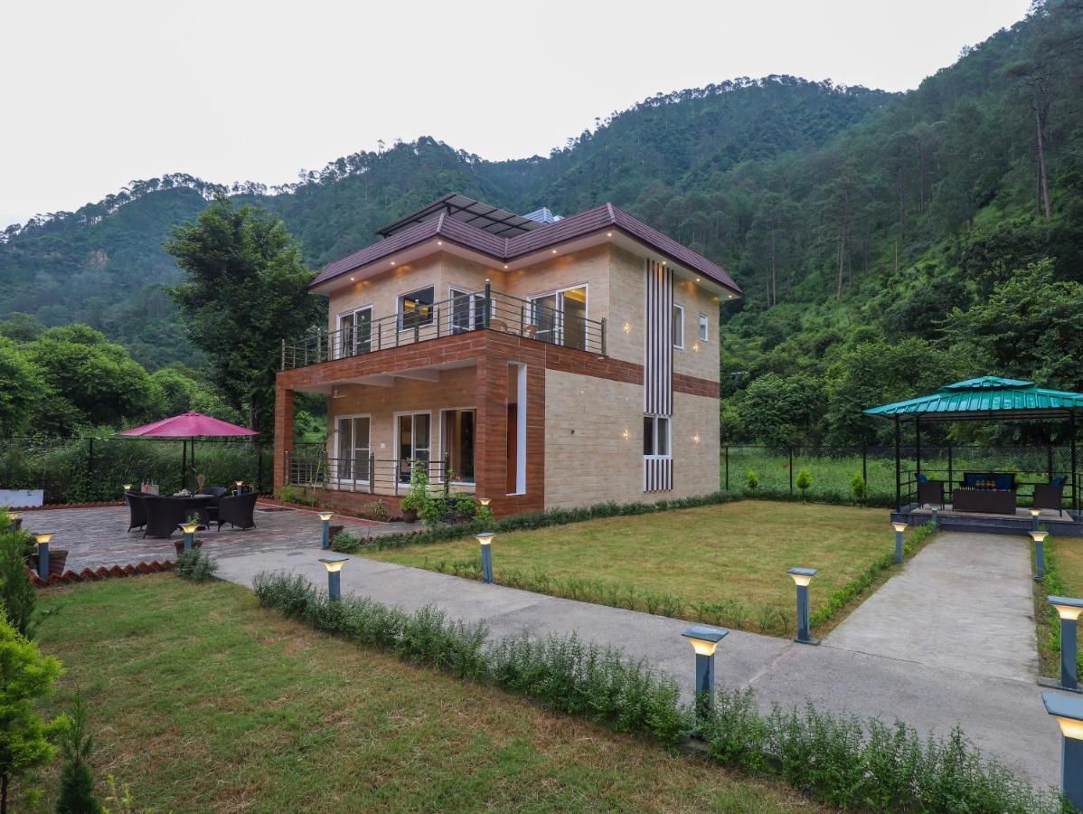 Alaya Stays 3 BHK with Lush Garden & Gazebo Avasa — hotel in Bhim Tal