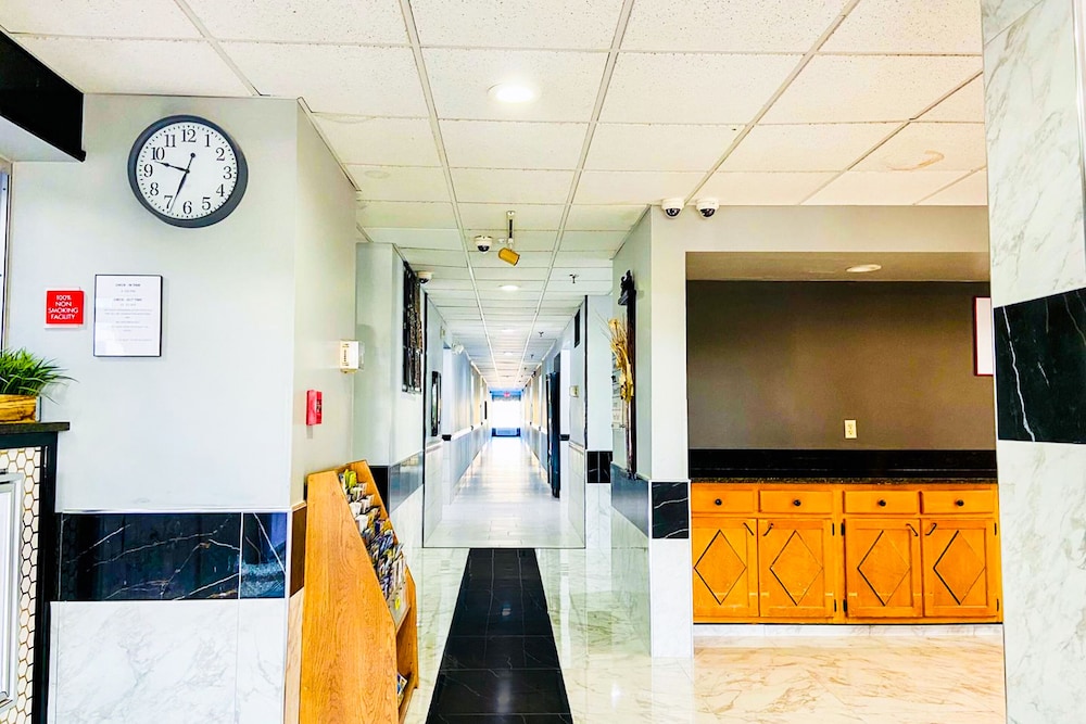 OYO Townhouse Inn Jacksonville near Little Rock Air Force Base - photo 2