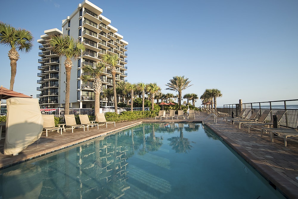 Nautilus Inn - carbon neutral hotel in Daytona Beach