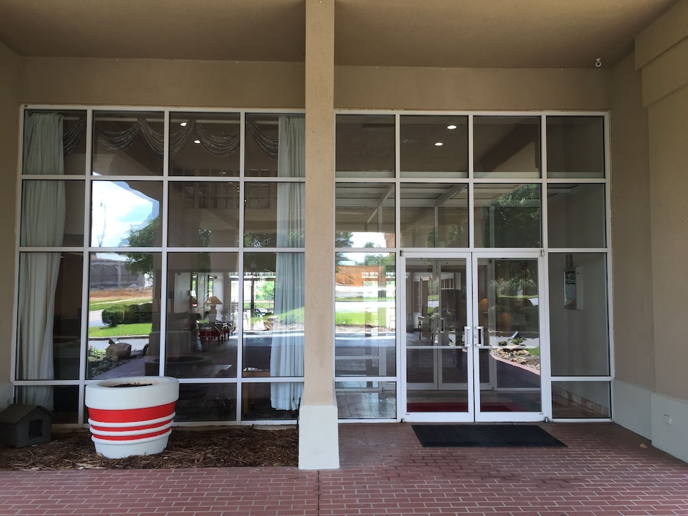 Economy Inn & Suites Shreveport - photo 23