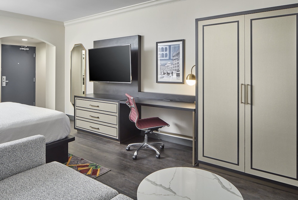 Hotel Indigo Cleveland Downtown by IHG - photo 6