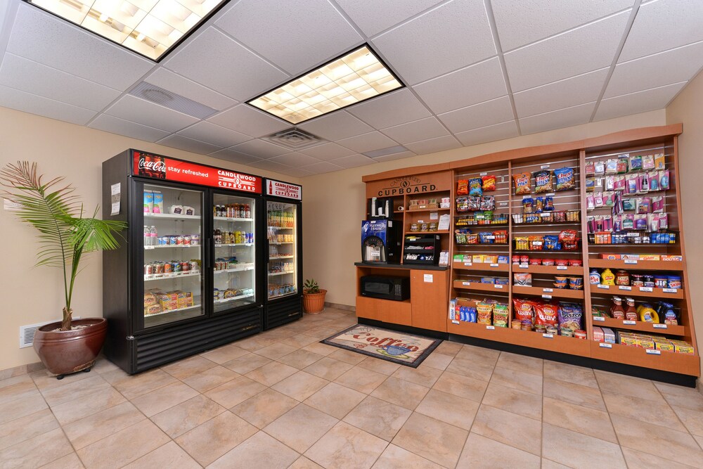 Candlewood Suites Williston by IHG - photo 29