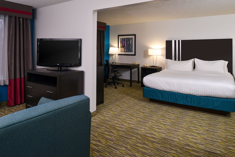 Holiday Inn Express & Suites Omaha West by IHG - photo 9