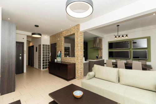 Delmare Kram Vee apartment — 4-Star Luxury Hotel in Thessaloniki, Greece
