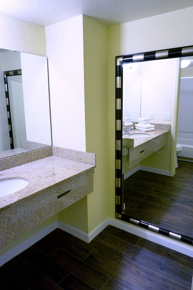 Duo Boutique Hotel - photo 10