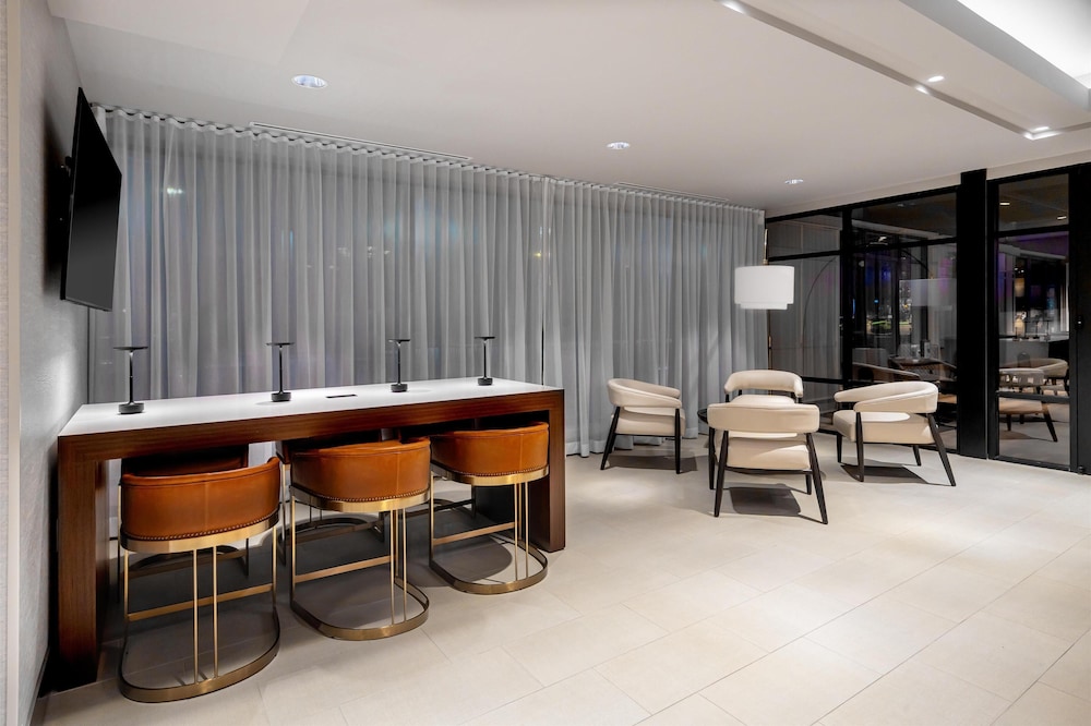 DoubleTree by Hilton Sioux City - photo 3