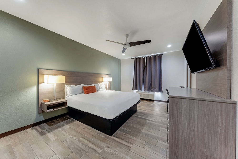 Americas Best Value Inn San Antonio Downtown Riverwalk - photo 16