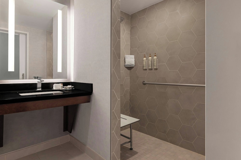 Renaissance Denver Hotel & Conference Center - photo 30