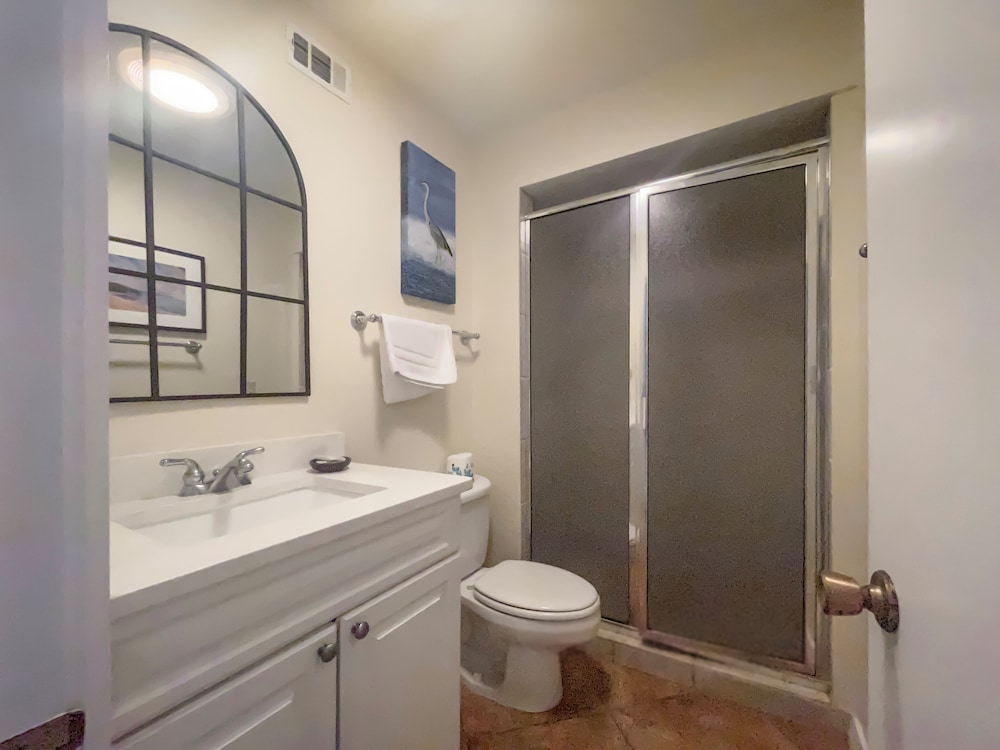 1404 South Beach Villa at The Sea Pines Resort - photo 11