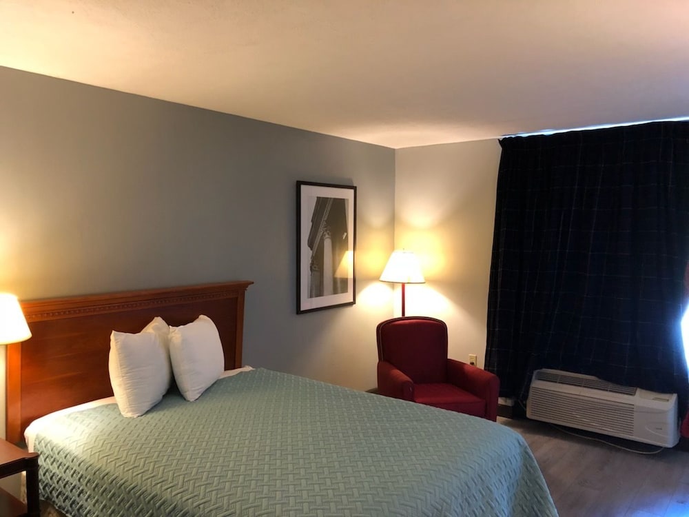 Springfield Inn TN - photo 8
