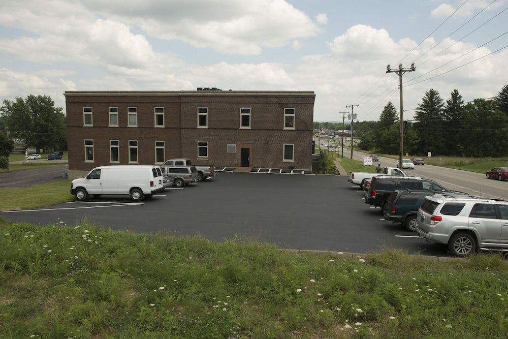 Bridges Inn & Extended Stay Suites in New Castle, United States