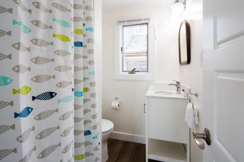 Truro Beach Cottages - photo 59