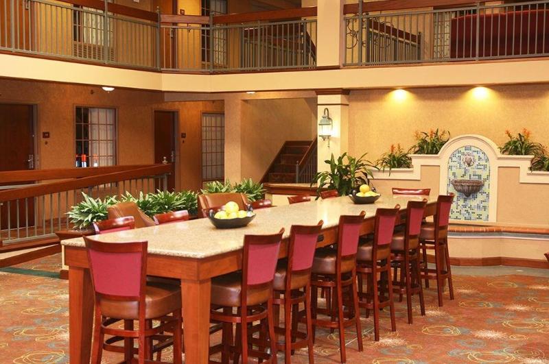 Auburn Place Hotel And Suites - photo 14