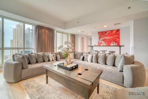 Alluring 2BR at Al Majara 1 Dubai Marina by Deluxe Holiday Homes — 5-Star Luxury Hotel in Dubai, United Arab Emirates