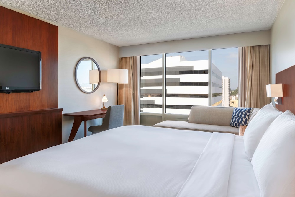 Hilton Pasadena - photo 7
