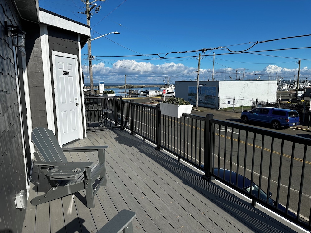 Dock Street Inn - photo 43