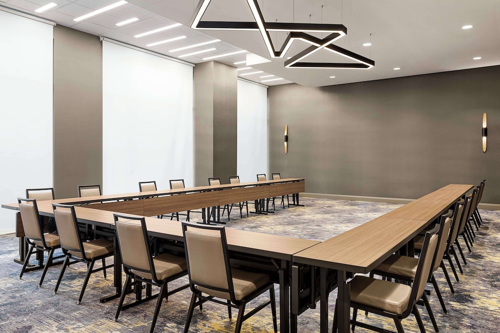 Hilton Garden Inn Nashville West End Avenue - photo 36