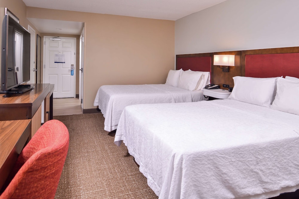 Hampton Inn Lexington Historic District - photo 26
