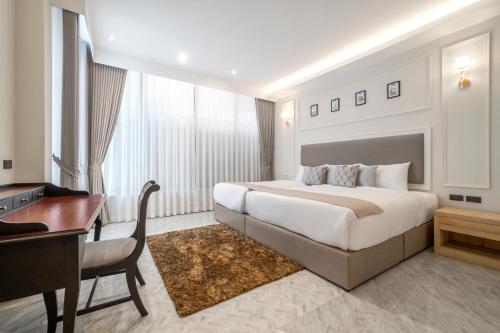 Sclass Penthouse Garden next to 7 11 Center Old City — 4-Star Luxury Hotel in Chiang Mai, Thailand