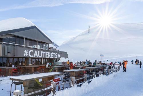 Studio Cauterets Centre Le Macadau in Cauterets, France