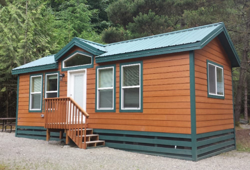 Tall Chief Camping Resort Cottage 1 - photo 4