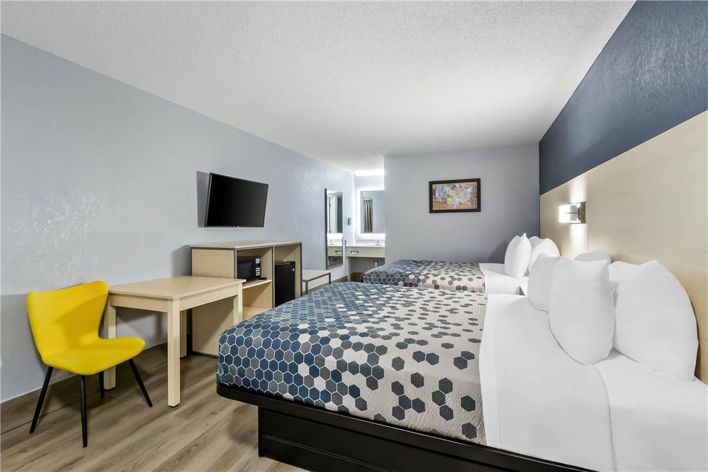 Econo Lodge Inn & Suites Cayce I 26 Airport - photo 16