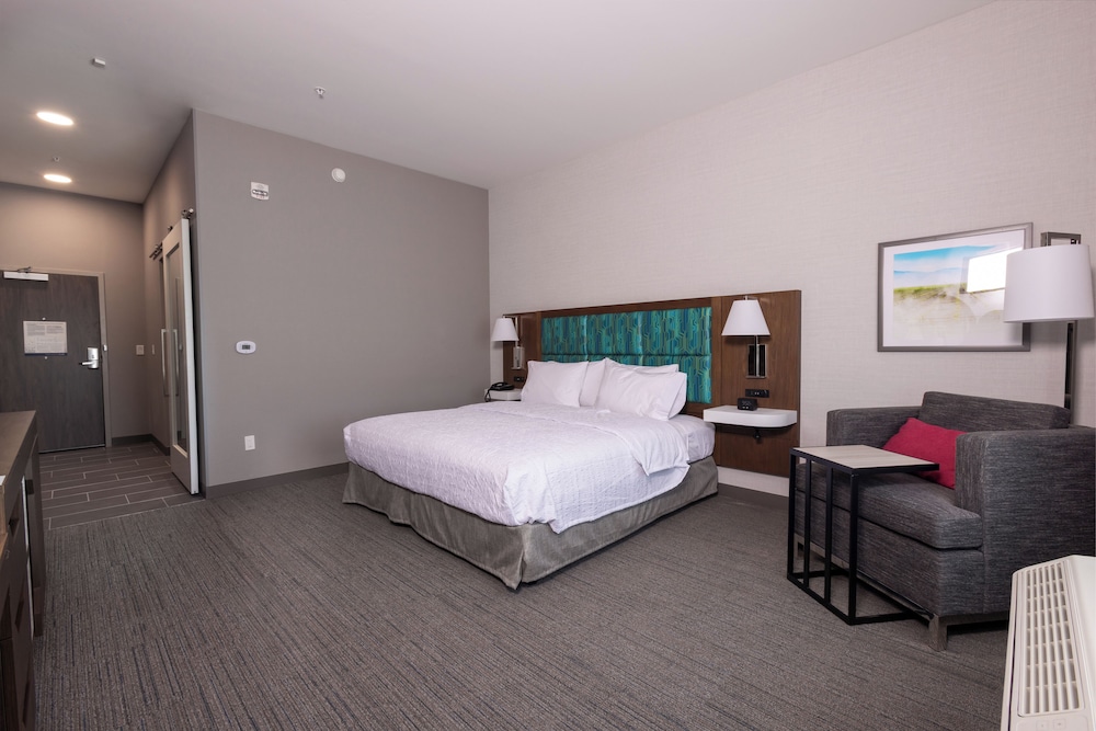 Hampton Inn & Suites by Hilton Bakersfield Central - photo 6