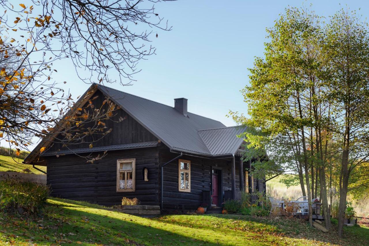 WsiaMać - carbon neutral hotel in Odrzykon