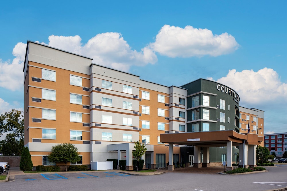 Courtyard by Marriott Charleston Downtown Civic Center - photo 40
