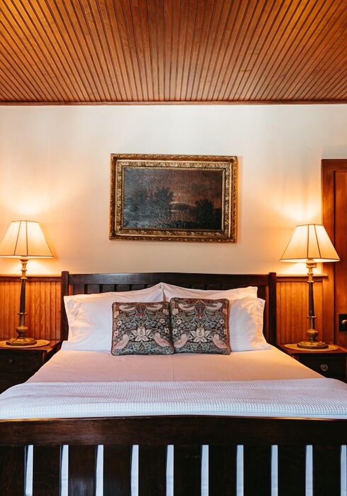 Deer Mountain Inn - photo 12