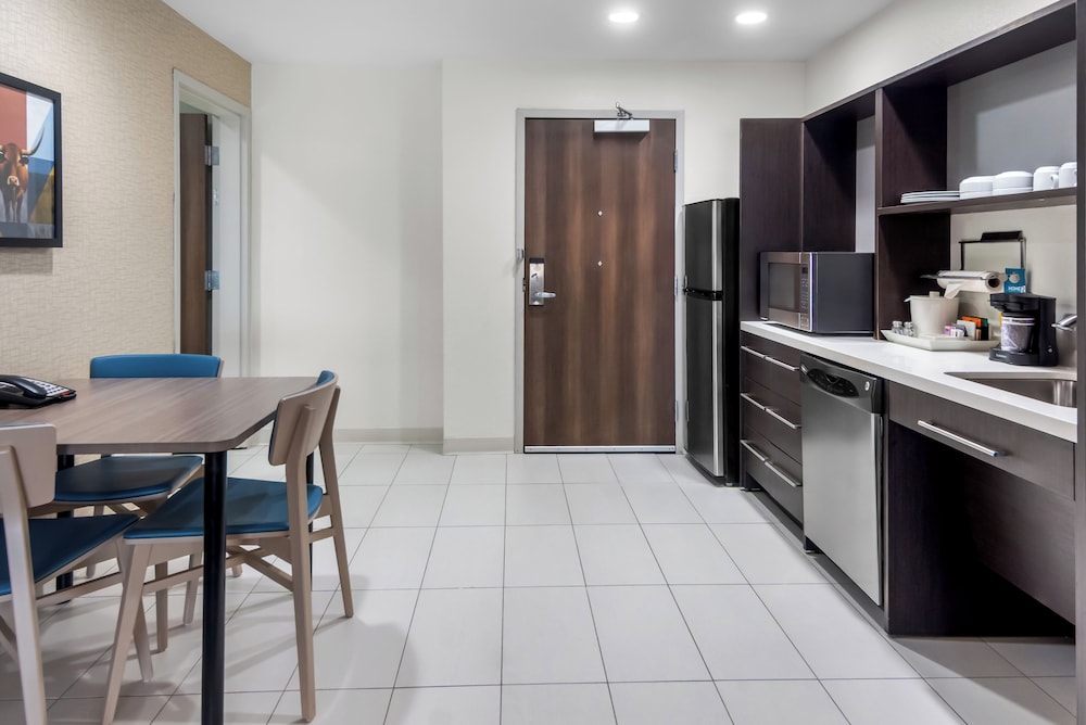 Home2 Suites by Hilton Dallas Grand Prairie - photo 18