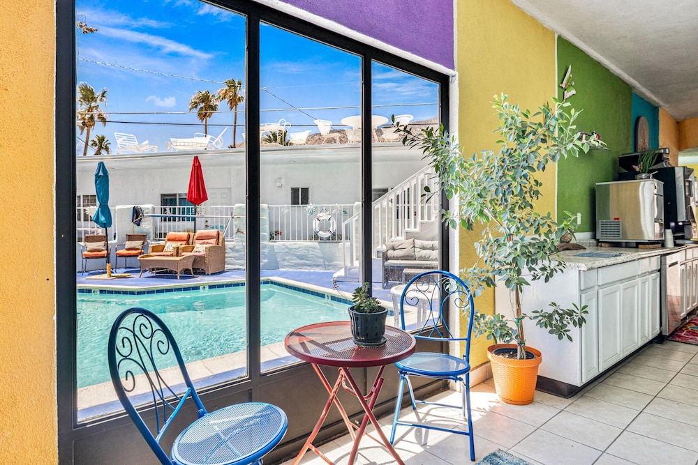 Inn at Palm Springs - photo 4