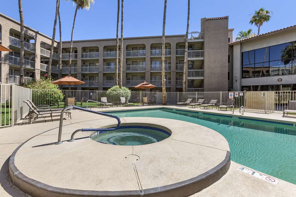 Best Western Plus Scottsdale Thunderbird Suites - photo 35