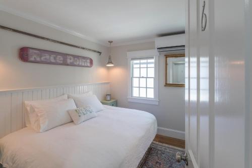 The Clarendon House - photo 37