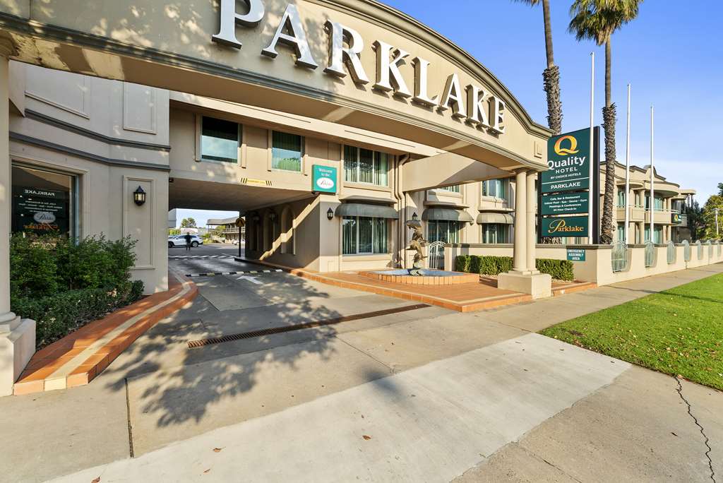 Quality Hotel Parklake Shepparton in Shepparton, Australia