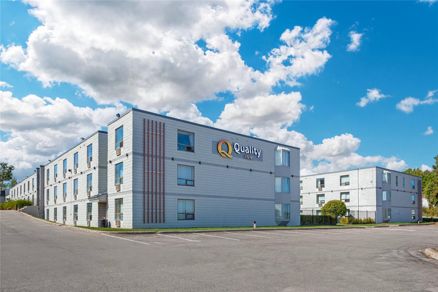Quality Inn & Conference Centre in Midland, Canada