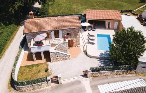 Three Bedroom Holiday Home In Pazin — 4-Star Luxury Hotel in Pazin, Croatia