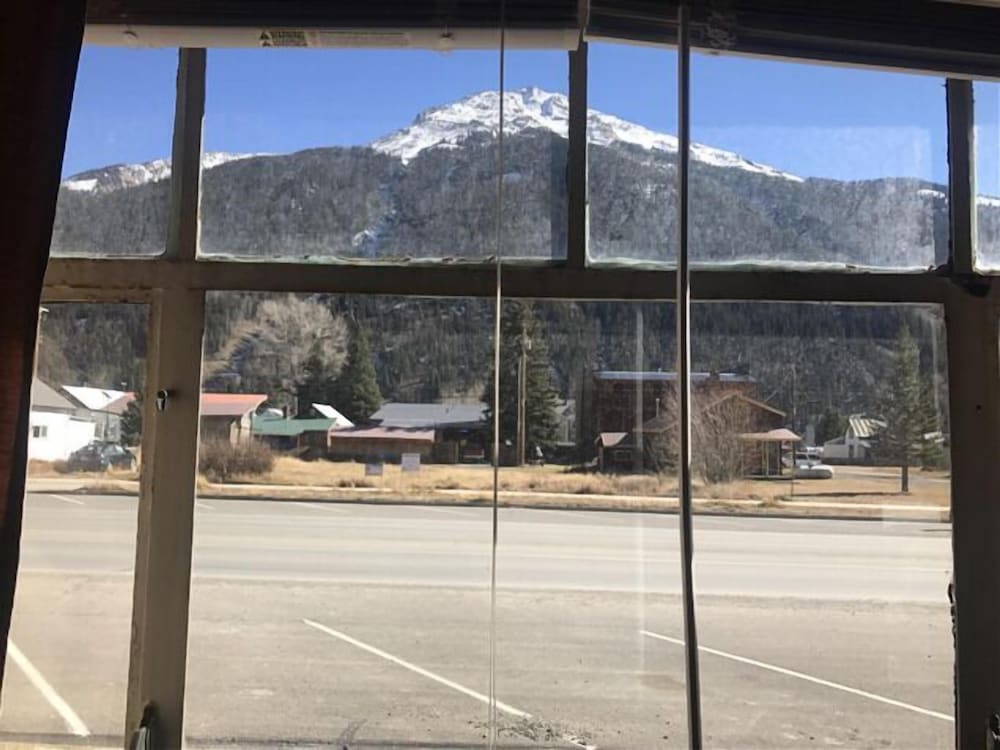 Prospector Motel - photo 2