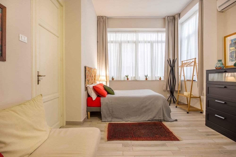 Suite Granatelli by Wonderful Italy — 4-Star Luxury Hotel in Palermo, Italy