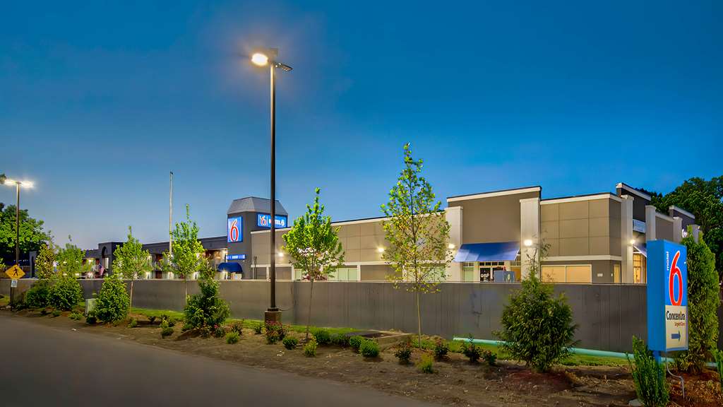 Motel 6 Louisville Ky Airport Fair Expo - photo 4