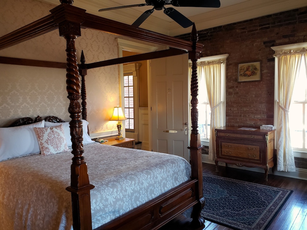 Iron Horse Hotel - photo 14