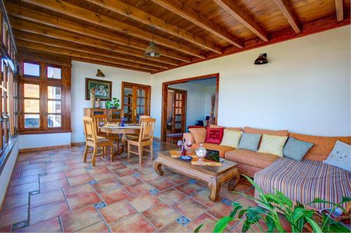 Casa Acequia — Tinajo — photo 4