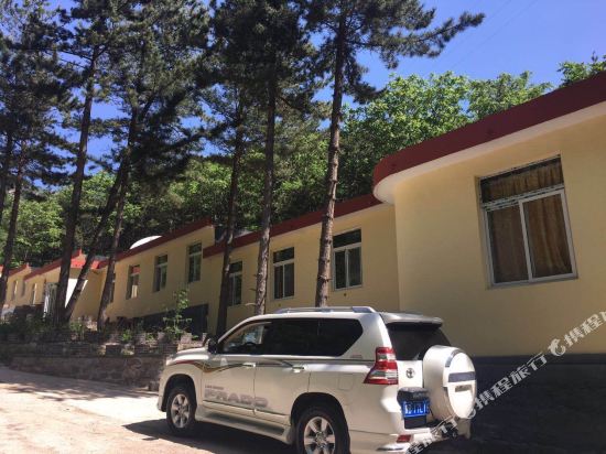 Zaishui Yifang Hotel — hotel in Xinglong