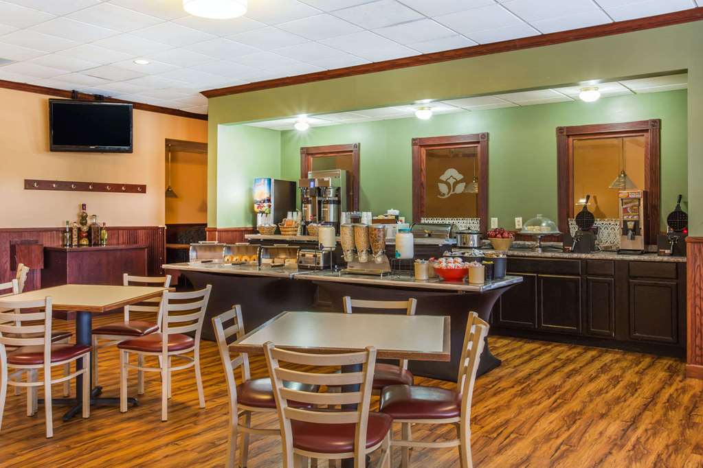 Ramada by Wyndham Wytheville - photo 12