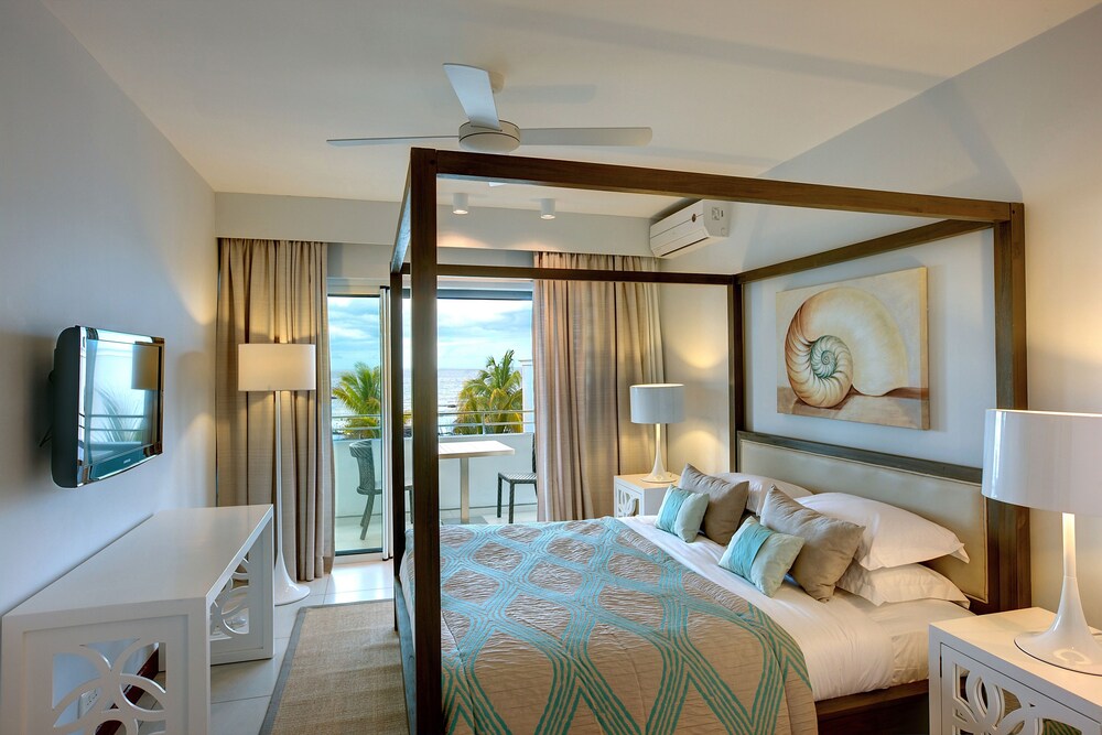 Plage Bleue Beachfront Apartments — Pointe Aux Piments — photo 5