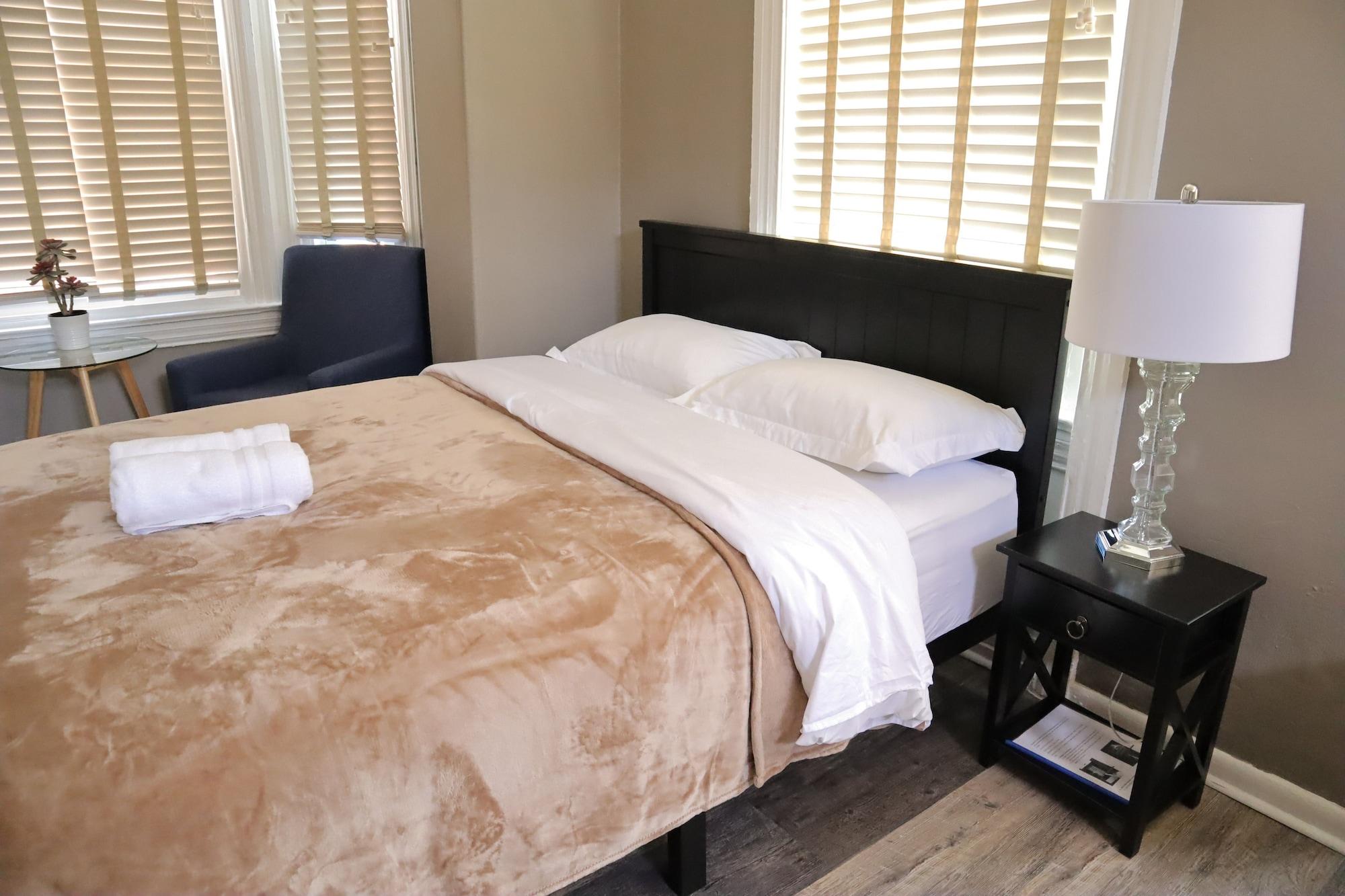 Midtown Suites - photo 13