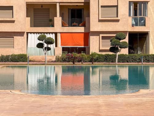 Appartement tout confort à Marrakech avec Piscine et Capacité 4 Personnes — 4-Star Luxury Hotel in Marrakesh, Morocco