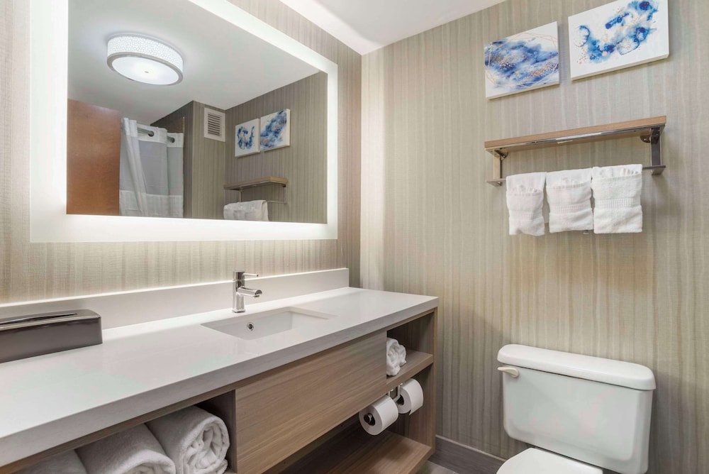 Comfort Suites At WestGate Mall - photo 25