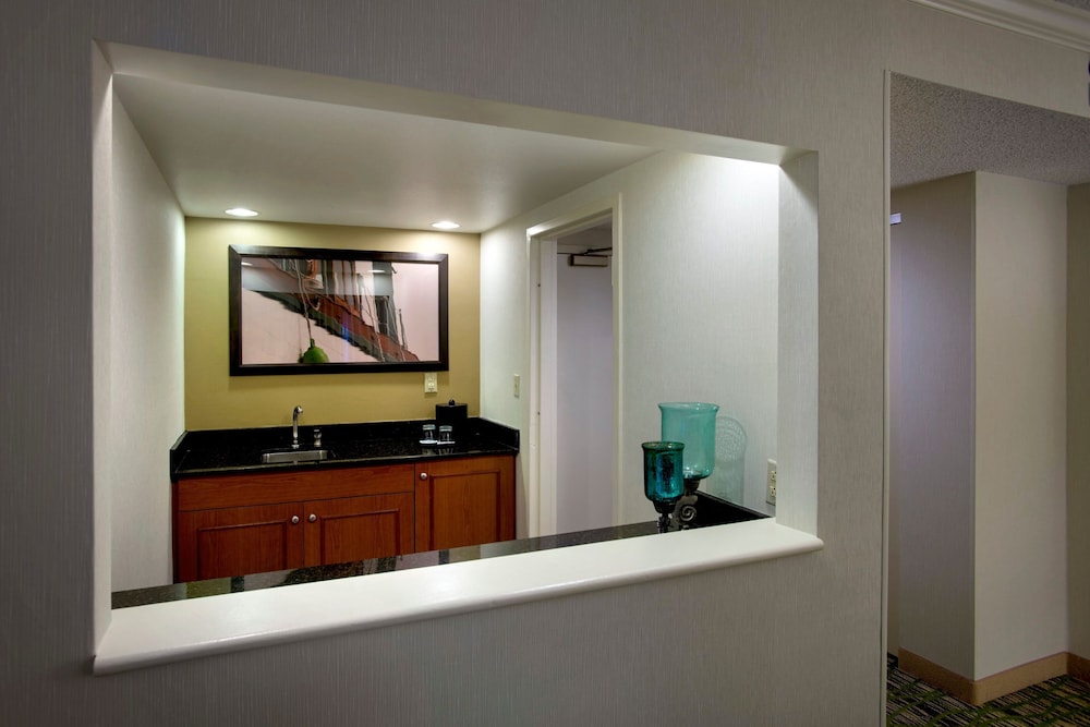 Boston Marriott Peabody - photo 50