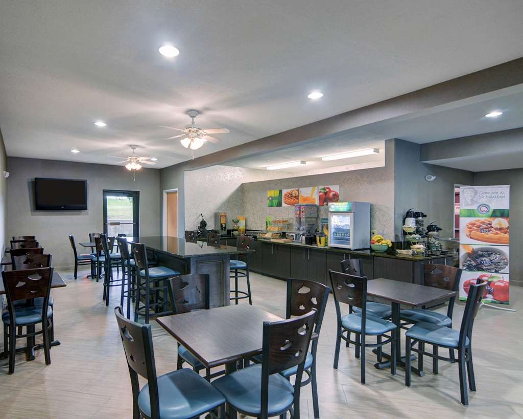 Quality Inn & Suites Grand Prairie South - photo 29